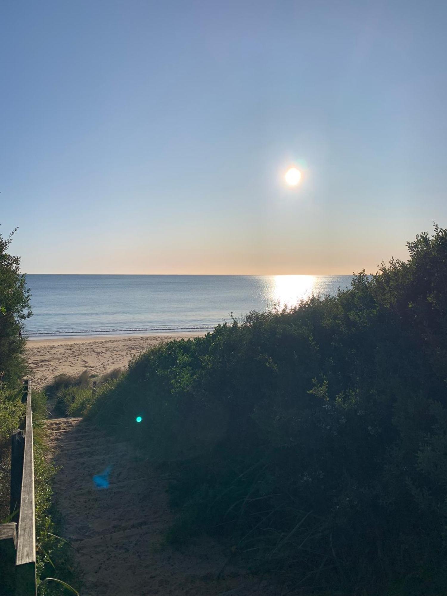 By The Sea, Culburra Beach Bagian luar foto